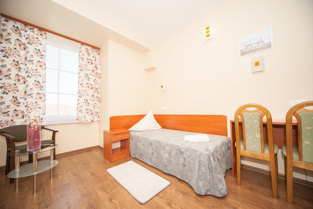 Hotel Ada Wiekszyce Dış mekan fotoğraf